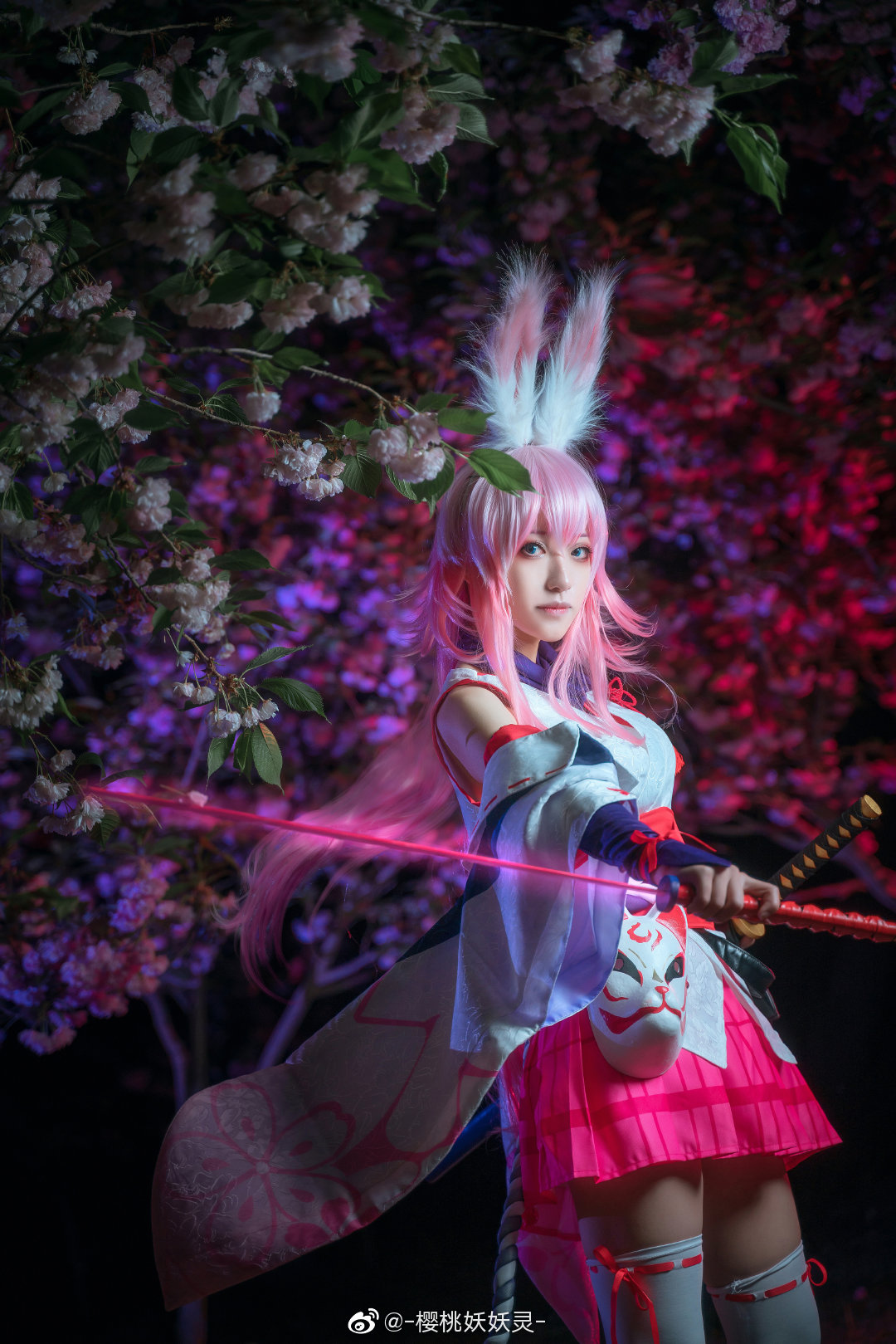 崩坏三八重樱cosplay女生,崩坏八重樱介绍