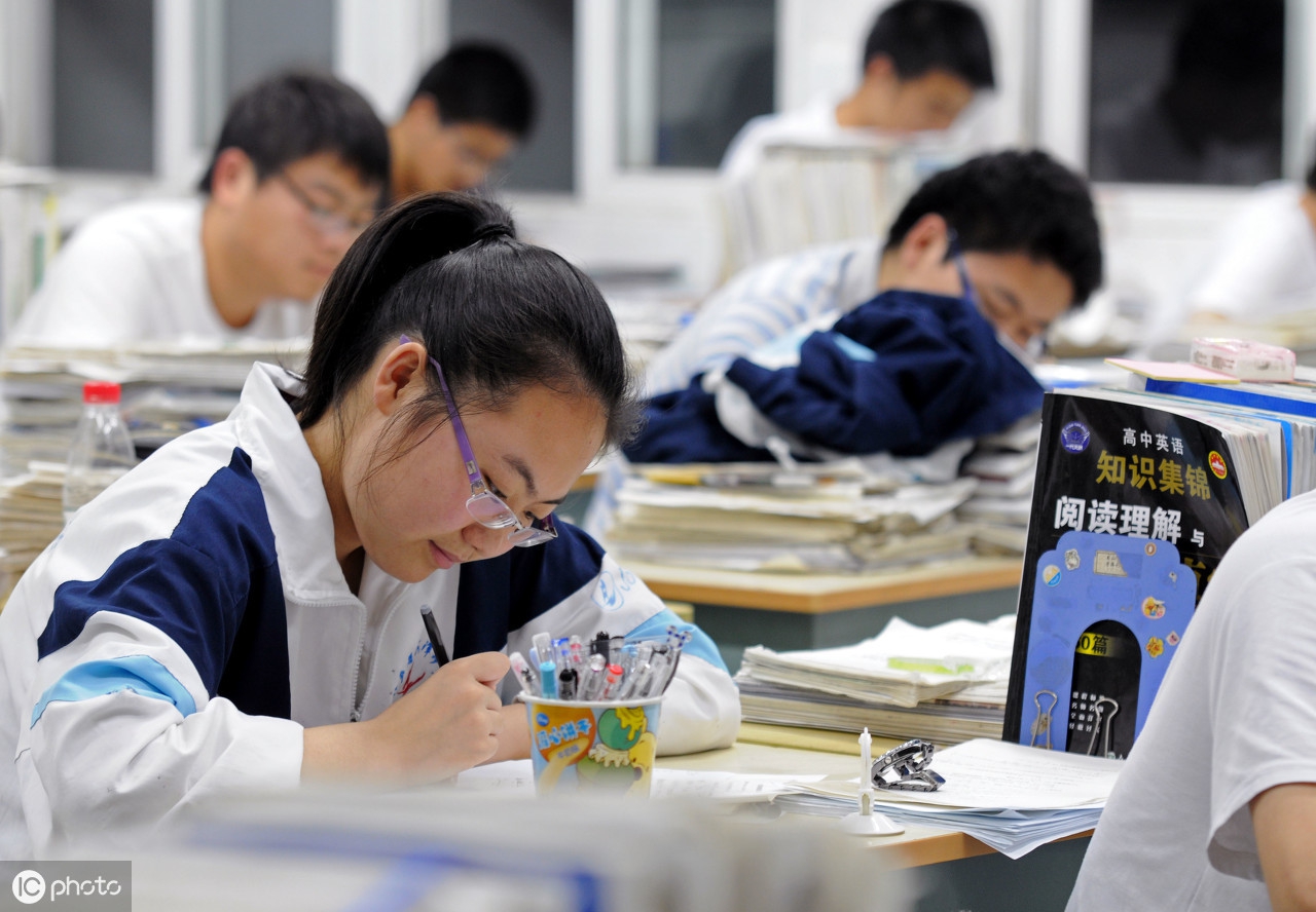 学生会部长换届工作总结个人,学生会换届部长总结稿ppt