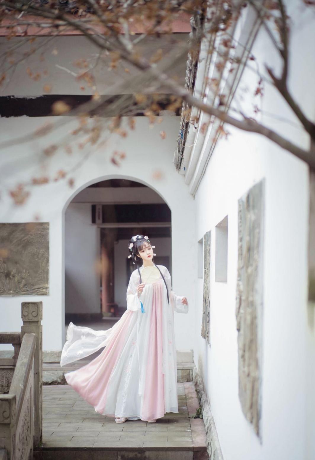 简单好看百搭的汉服造型,简单又好看的汉服裙子