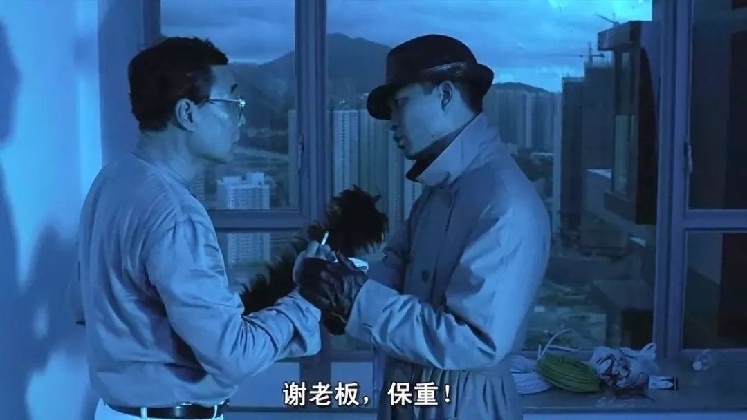 靓坤霸气出场叱咤风云,古惑仔牧师脚踢靓坤吓退乌鸦