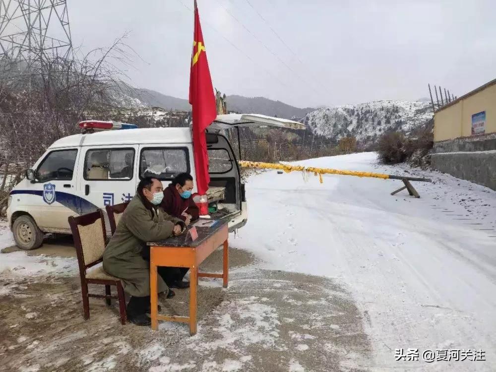 党员冲在疫情防控一线,疫情面前党员干部坚守一线