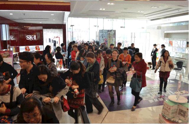 薅“洋”毛风险大！比双十一还狠的“黑五”逼近，歪果仁为之疯狂，但危险可能藏在……