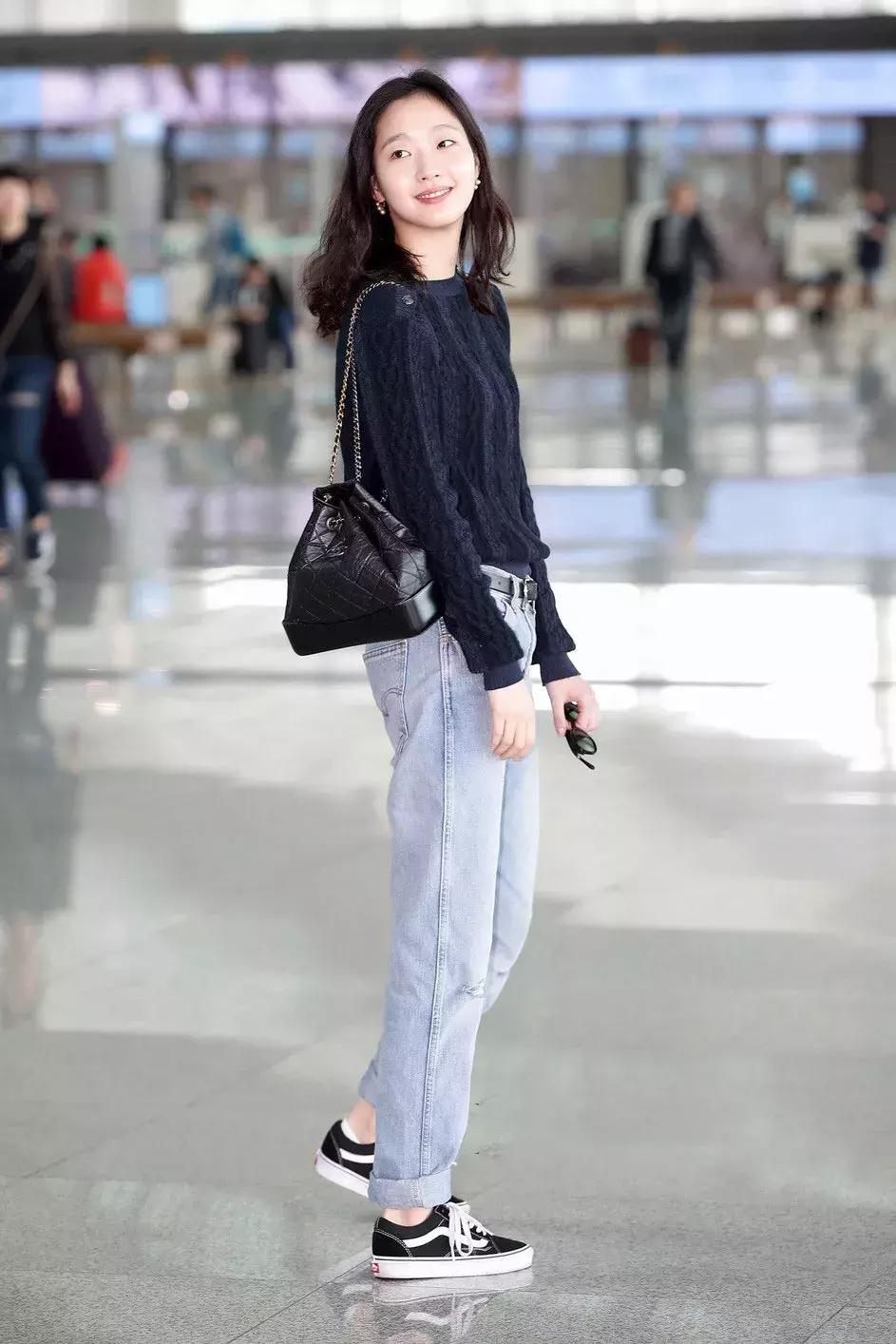 推荐一款轻便的双肩包,轻便百搭双肩包