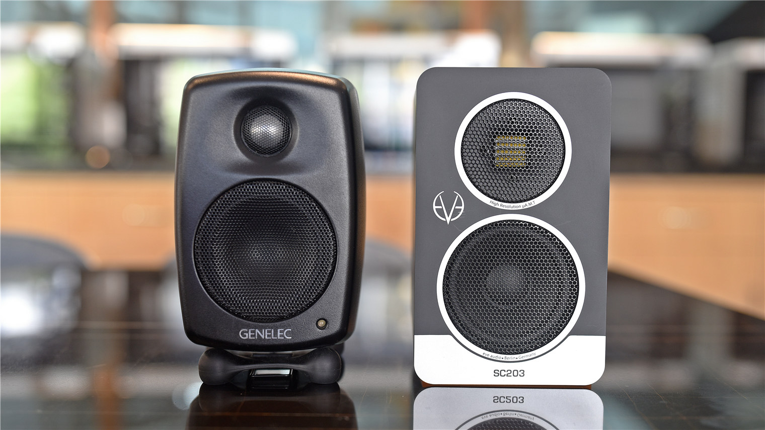 g-one闊崇 (鐪熷姏g one 闊崇)