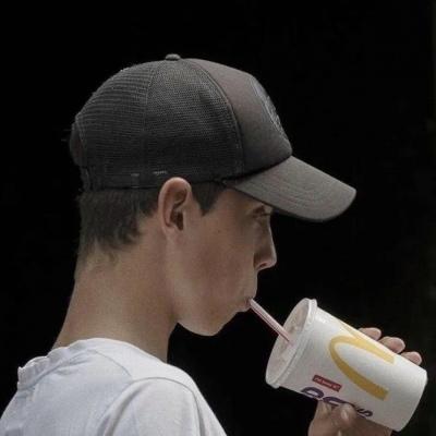 好听的快手英文名女生霸气,快手名字简短霸气好听英文名