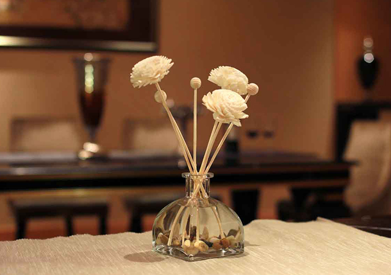 日常生活中必备的六种精油,玫瑰精油的正确使用方法