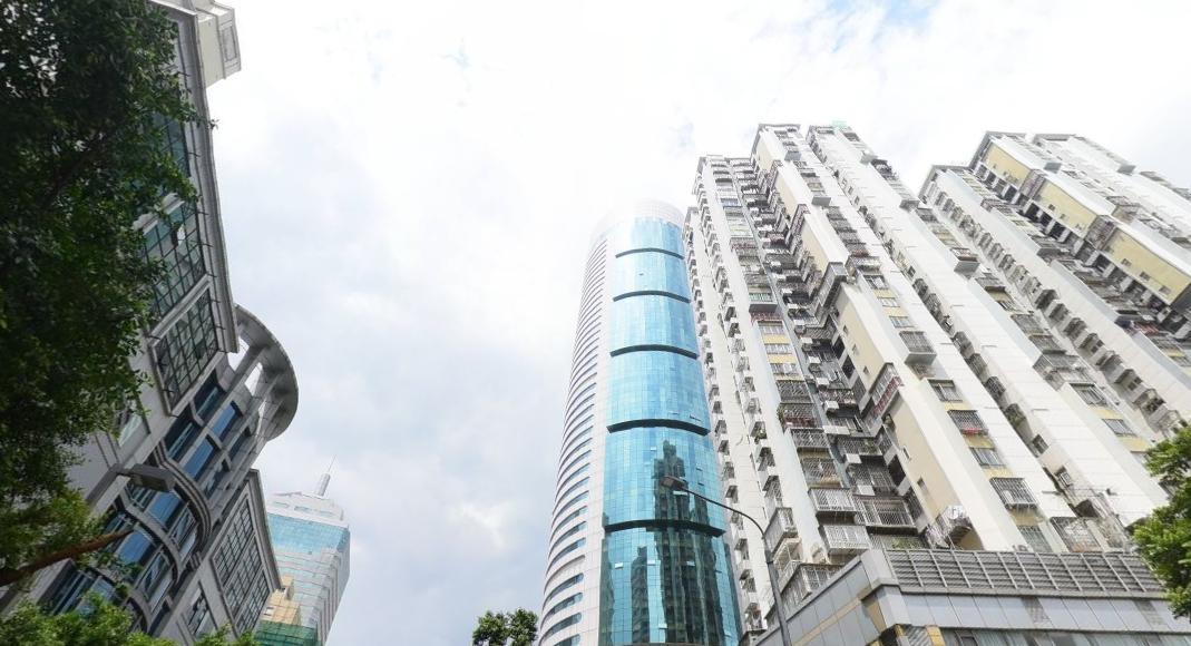 深圳女装批发市场怎么走,深圳南油女装高端货源在哪个区