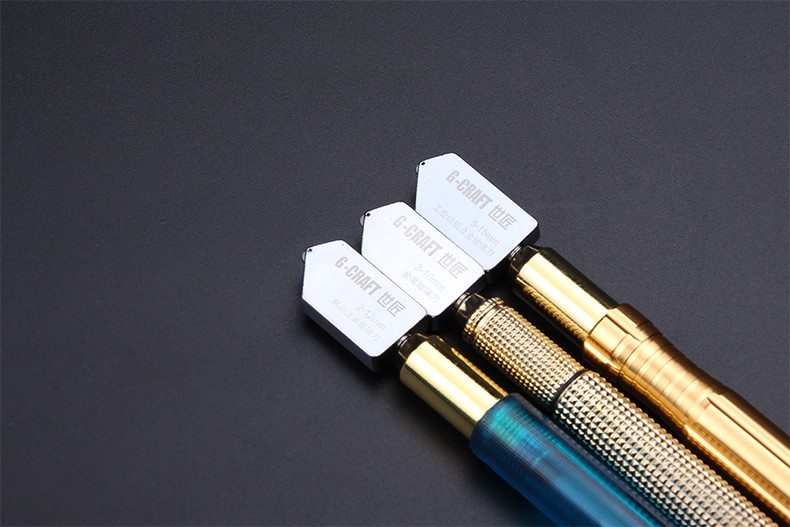 打破钻石,人工钻石和天然钻石价格差距