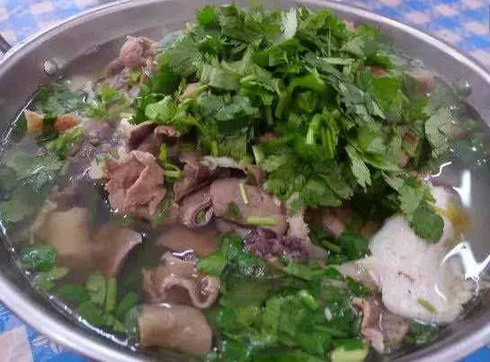 乐山大佛为何不属于石窟,乐山不止有大佛还有美食