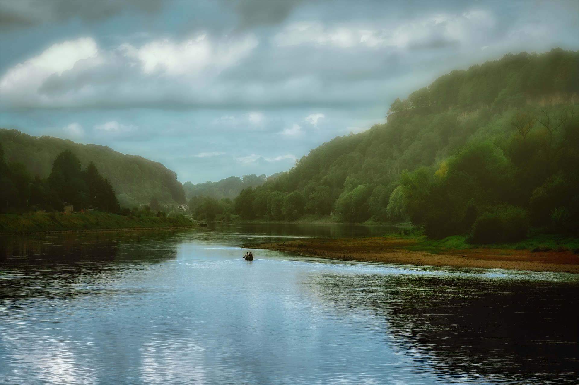 诗经国风邶风二子乘舟翻译,邶风二子乘舟讲解视频