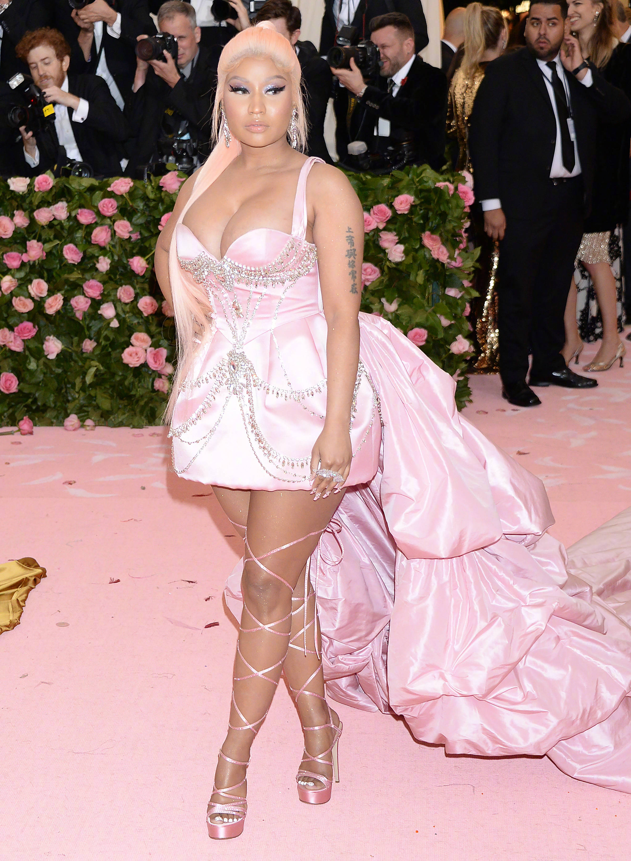 100张超级好看的照片,metgala20个最佳造型