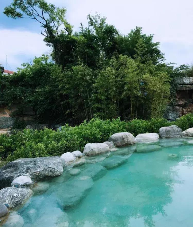 离昆明最近的硫磺温泉,云南真正的硫磺温泉