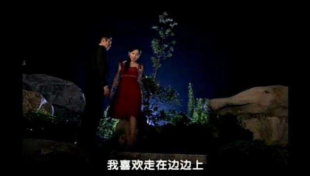 《五光十色》脱下品如衣服的爱莉和走边边的紫菱(一本正经搞笑)