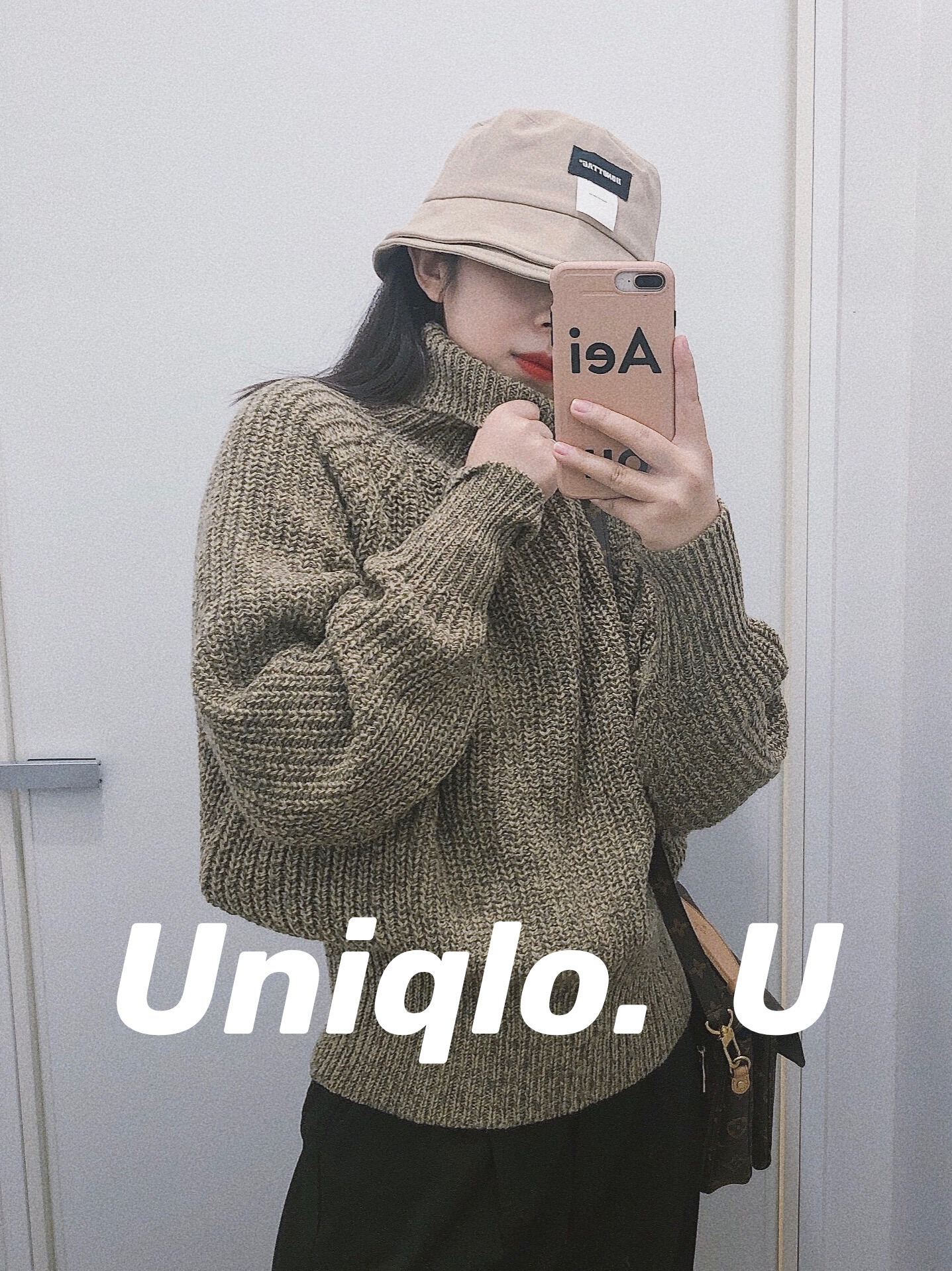 优衣库u系列2022女装哪款值得买,12件优衣库秋冬u系列测评8套搭配