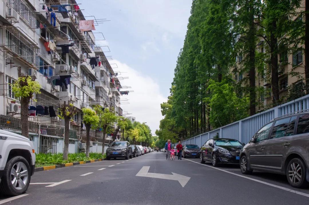 街道整治后干净整洁城市视频,街道清洁城市美化家园亮点举措