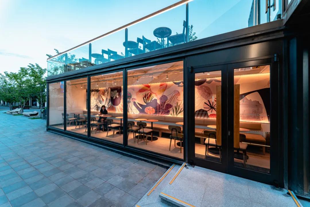 旅行中的星巴克,旅游路上的星巴克