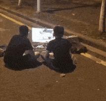 洗头发的时候很痒怎么办,为什么洗头发撕下来很痒