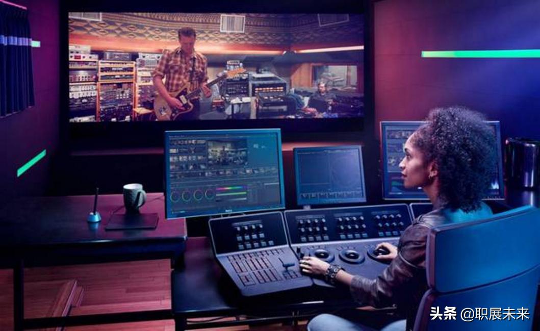 隐秘的角落色彩解析,隐秘的角落16个细思极恐的细节