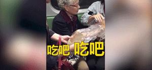 被偷*拍偷**下的20组画面：2019一整年的温暖，全都在这里了