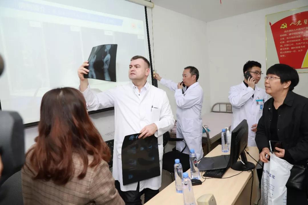 德国脊柱医生,德国脊柱大师