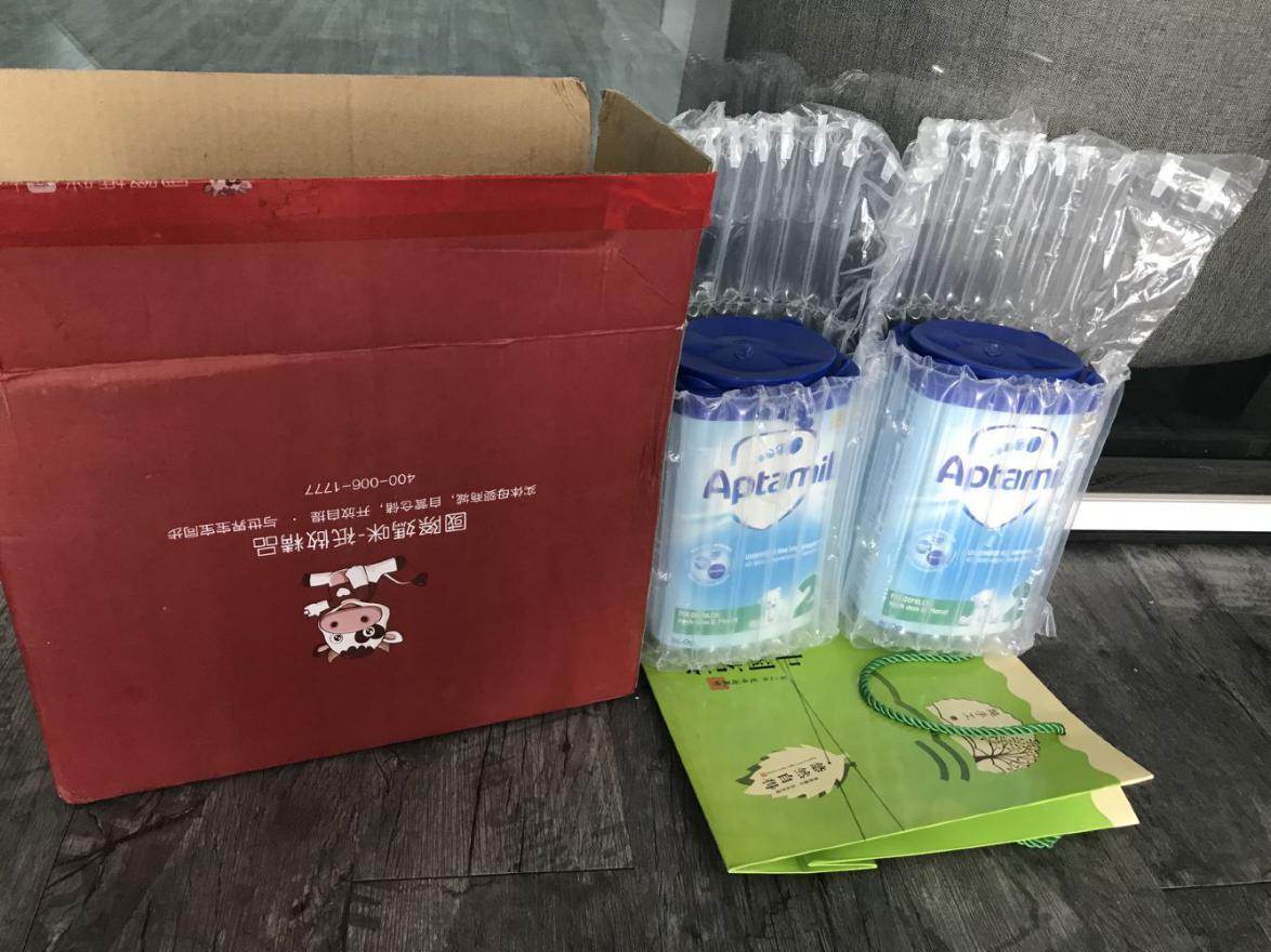 爱他美德国白金版奶粉盖颜色差别,德国爱他美奶粉哪里才能买到真货