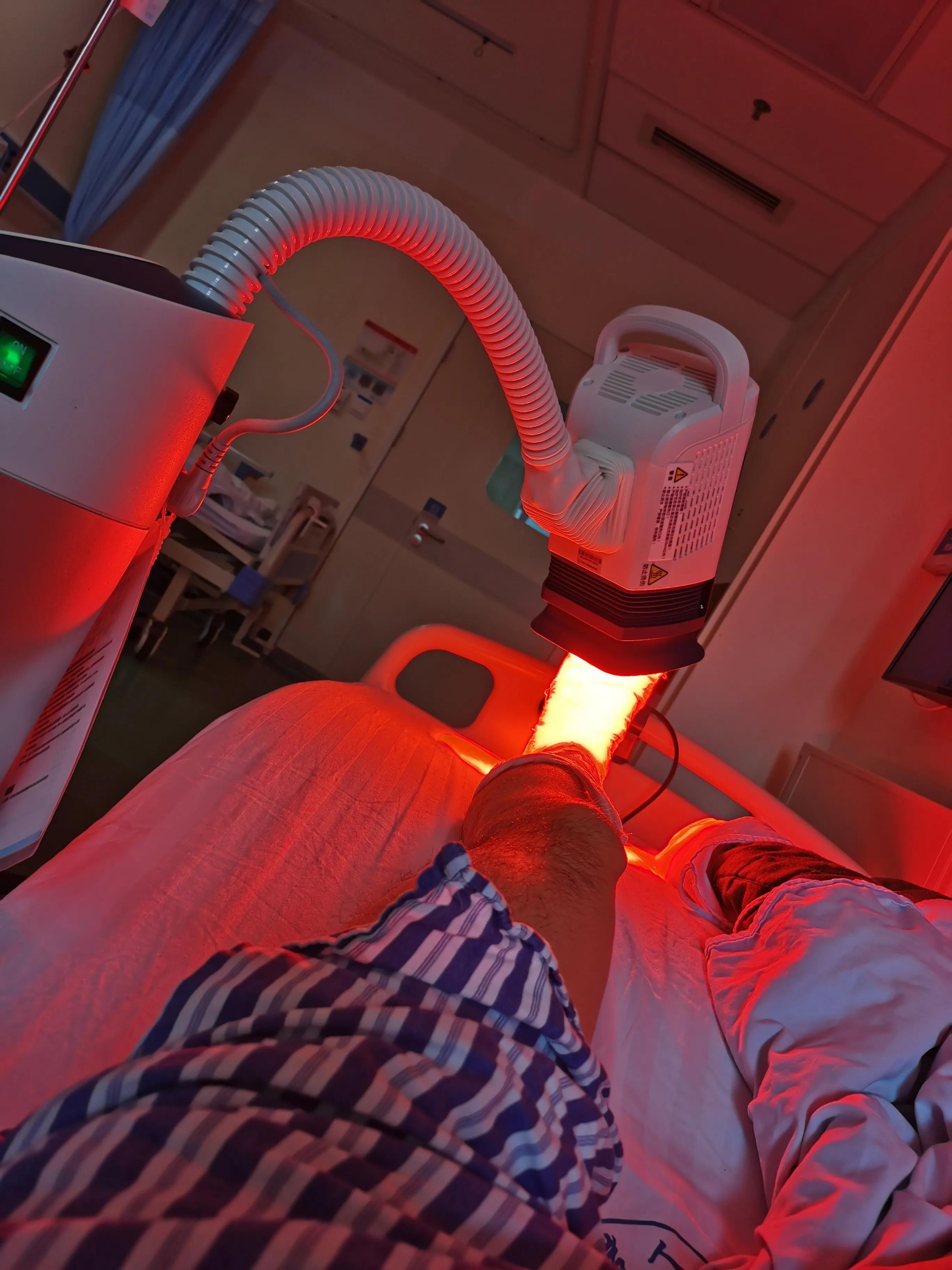 第五跖骨粉碎性骨折多久后能走路,第五跖骨基底骨折100天了走路肿