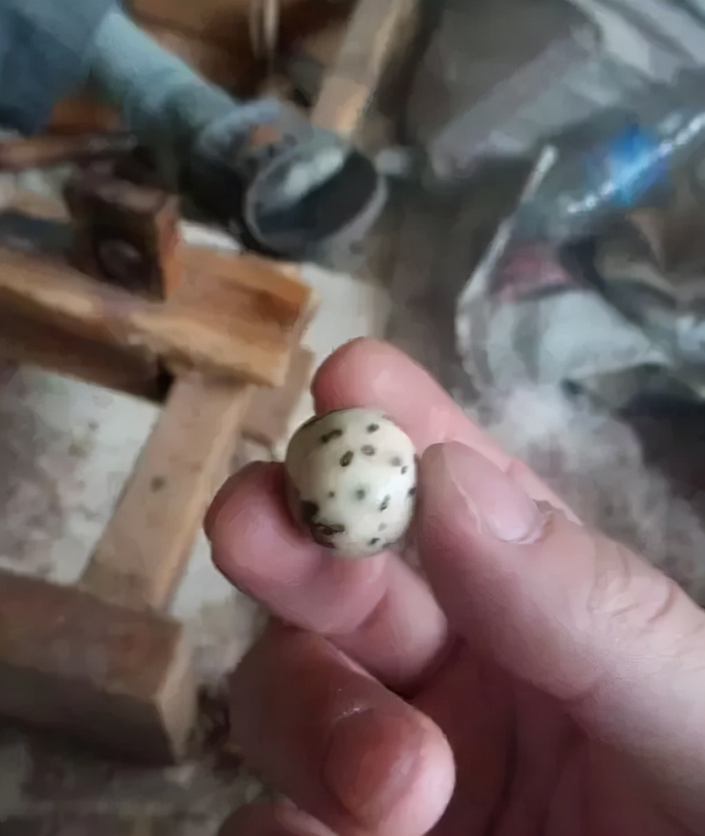 古人没有机器怎么打磨珠子,古代没有机器怎么打磨玉石珠子