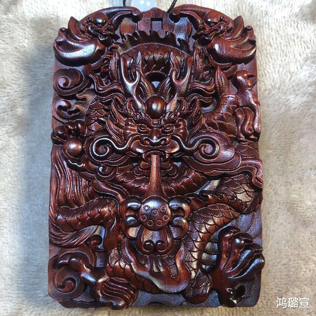 小叶紫檀越黑越好还是越红越好,小叶紫檀盘玩了牛毛纹发黑