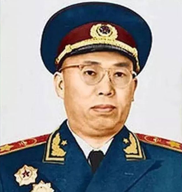 在十大元帅中，要论在抗战时期的贡献，罗荣桓足以排在第三