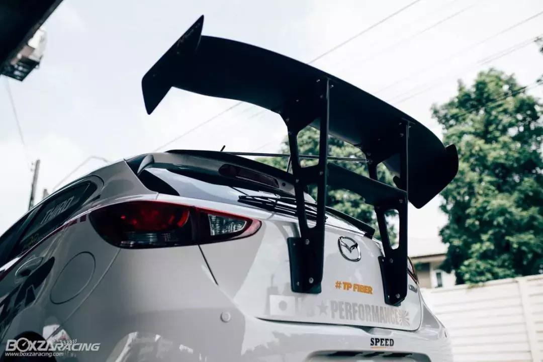 马自达2改装阿尔派车机音响,马自达2.0改装案例