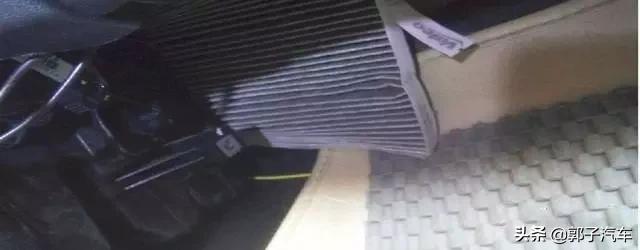科鲁兹汽车空调滤芯更换教程,韩系车空调滤芯更换教程