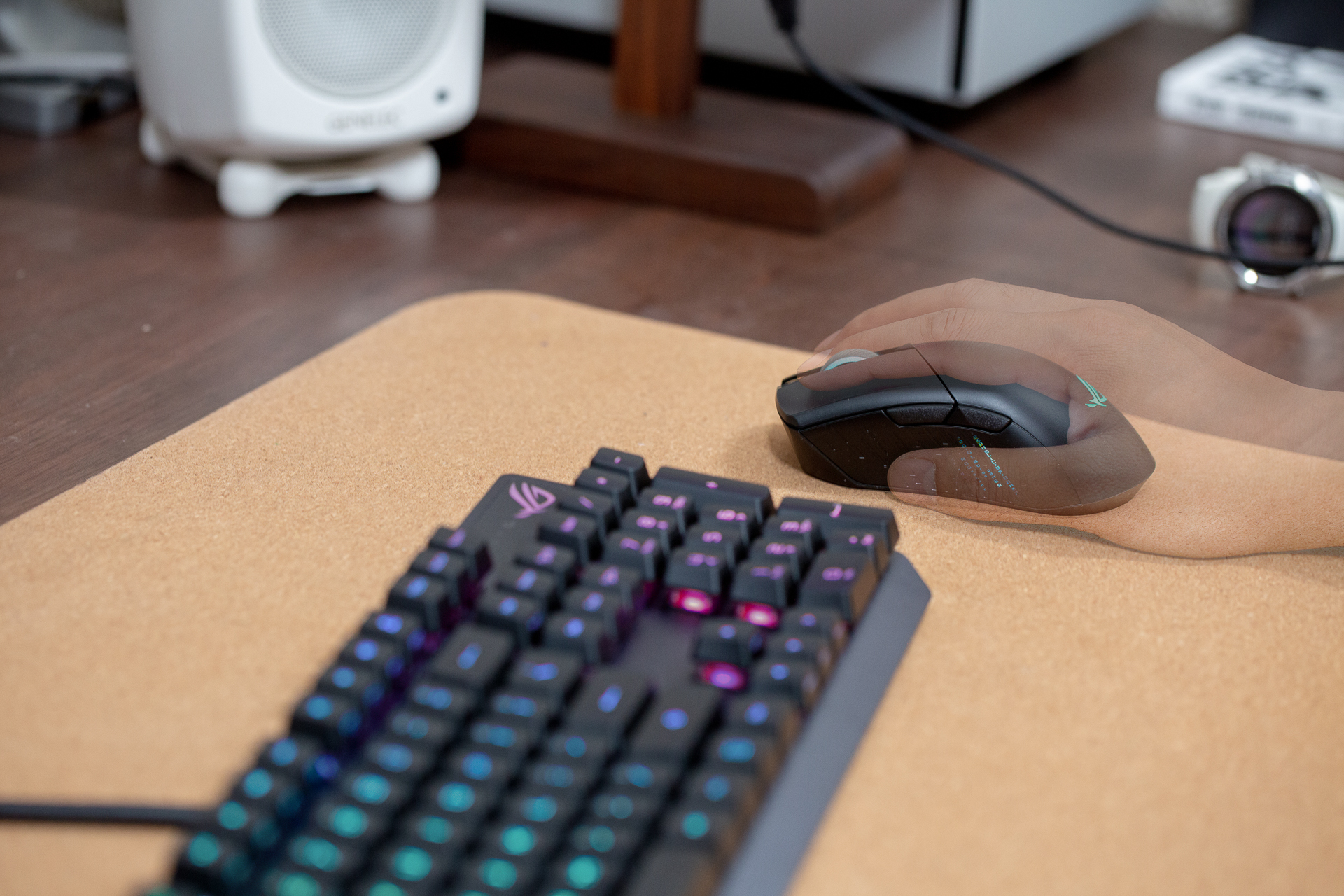 rog信仰败家之眼机箱,败家之眼rog8pro