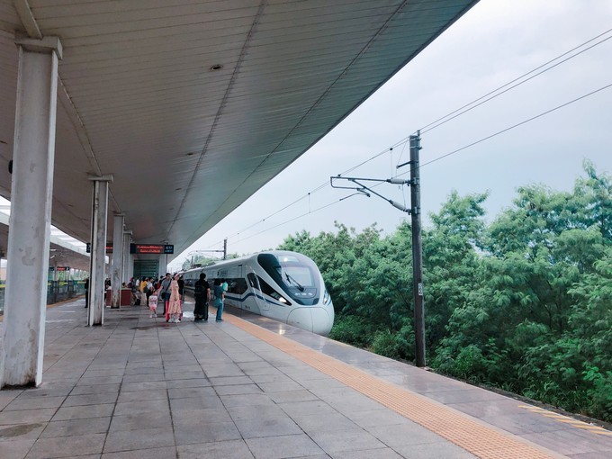 冲浪旅游地,海南万宁必去打卡