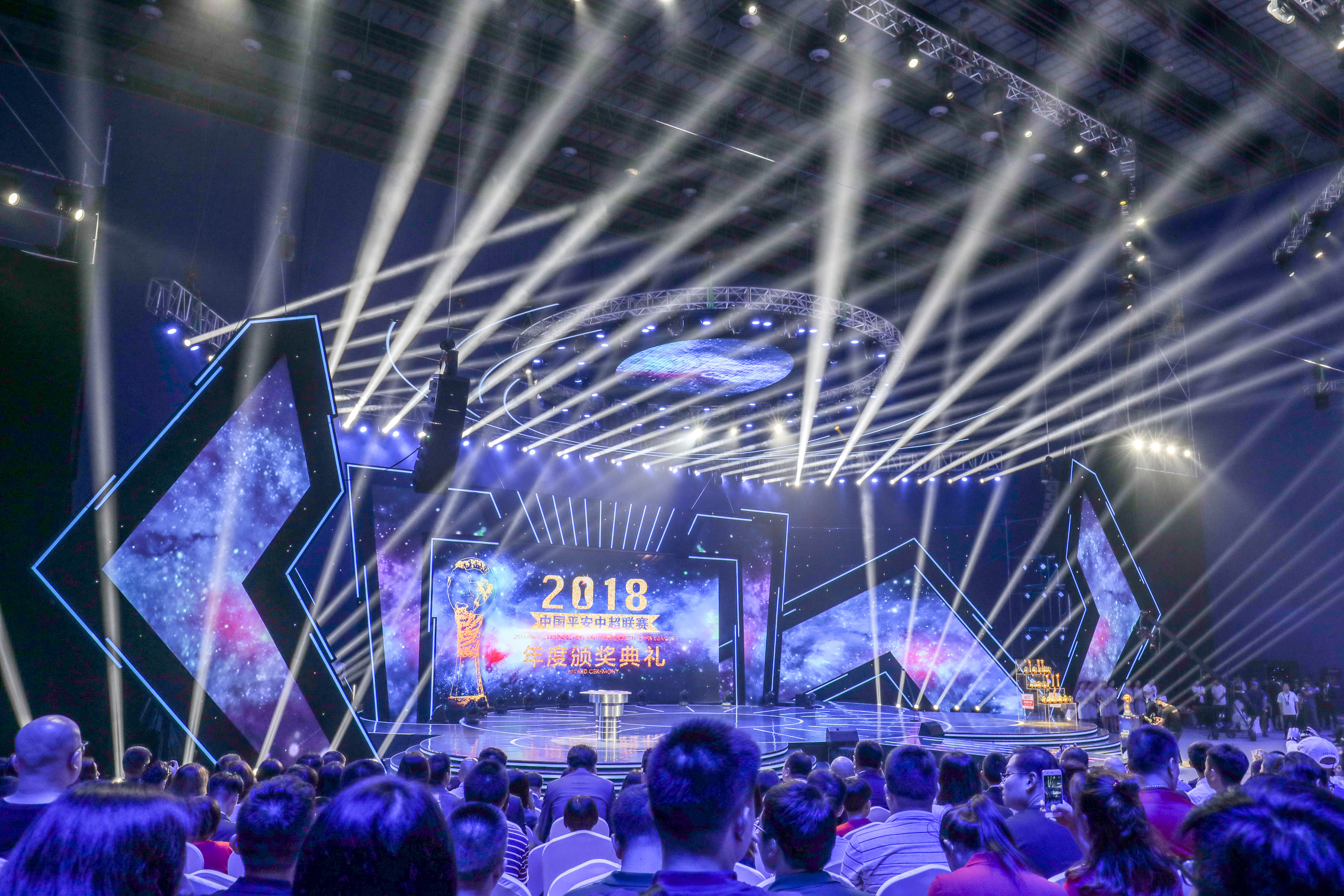 收获、狂欢与分享丨海南足球11月大事记