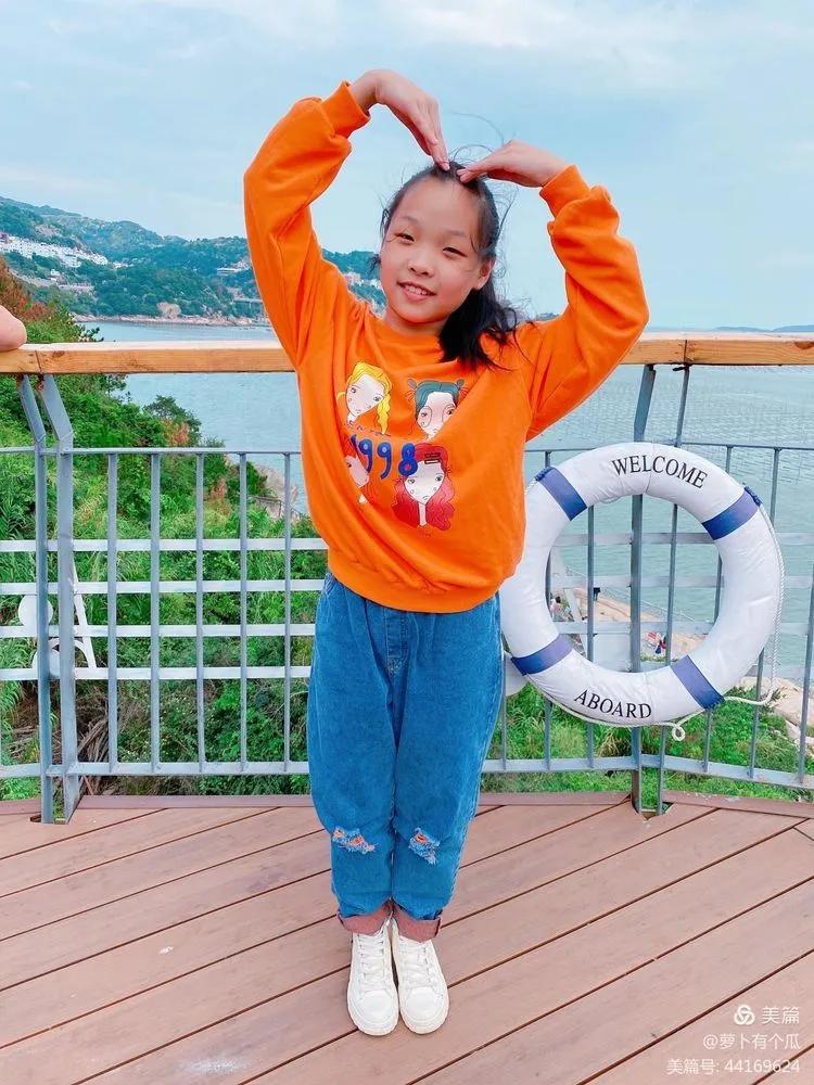 升旗手护旗手上升旗台步骤,升旗和护旗手的简短讲话