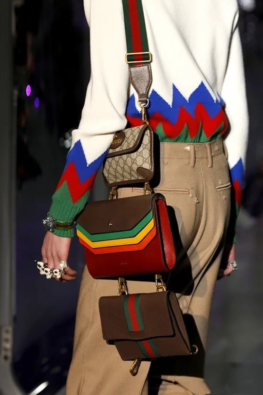 一个包解决不了的问题,一个包搞定不了的事情