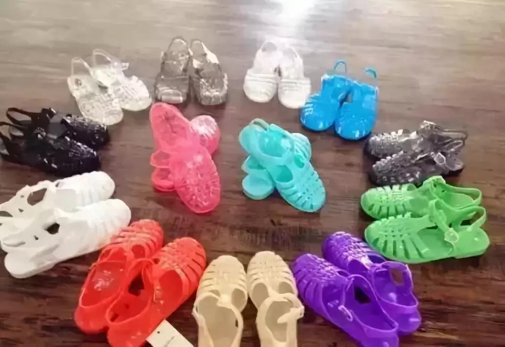 香奈儿包包五千左右,香奈儿lv土到爆