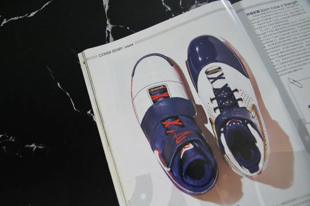 球鞋上纪念科比写什么,纪念科比买球衣还是球鞋