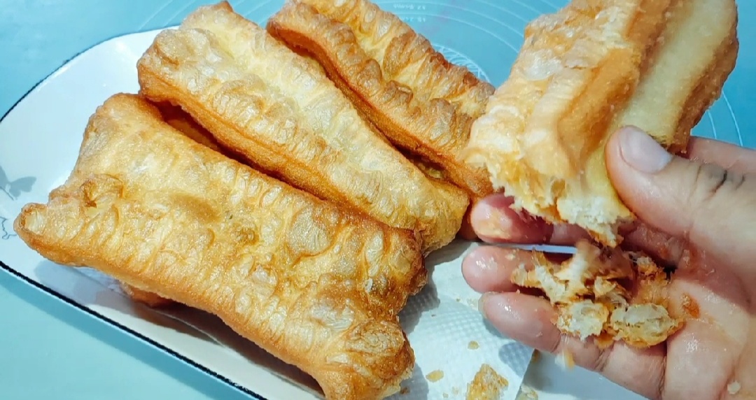 油条怎样才能酥脆和不腻,油条要酥脆又好吃要怎么操作