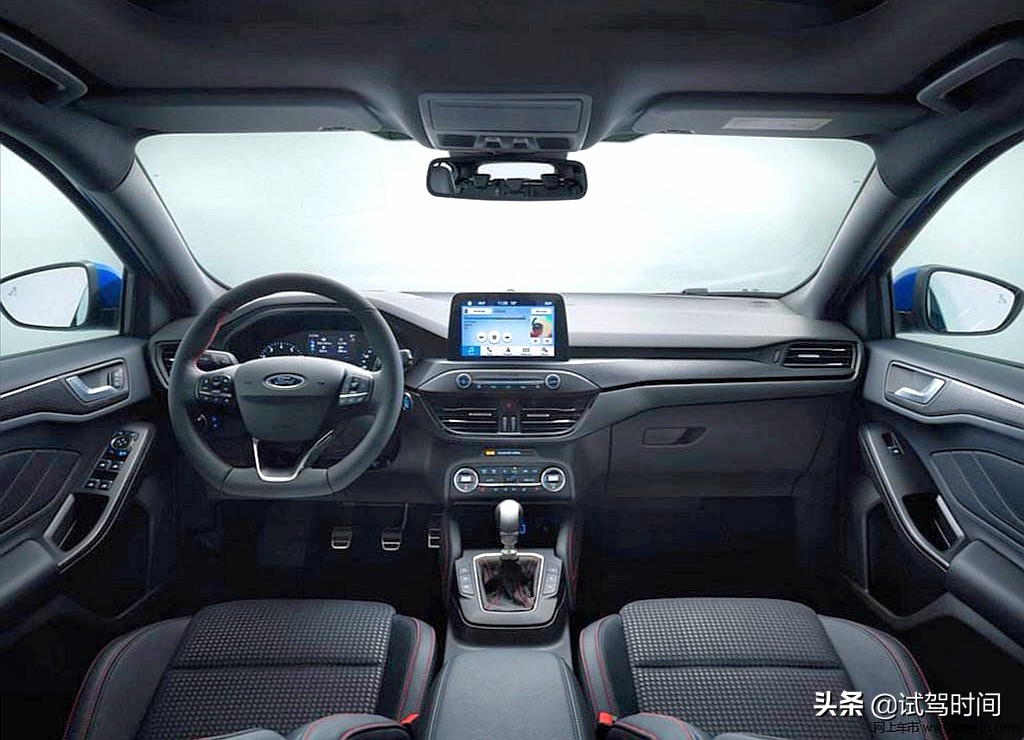 福特福克斯，十年风雨路，用五年成为王者，再用五年跌成青铜