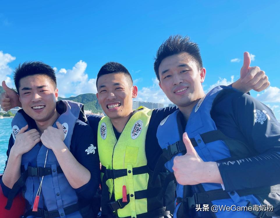 DNF：旭旭宝宝复播第一天，人气突破1.1亿！回应“茶哥”被封