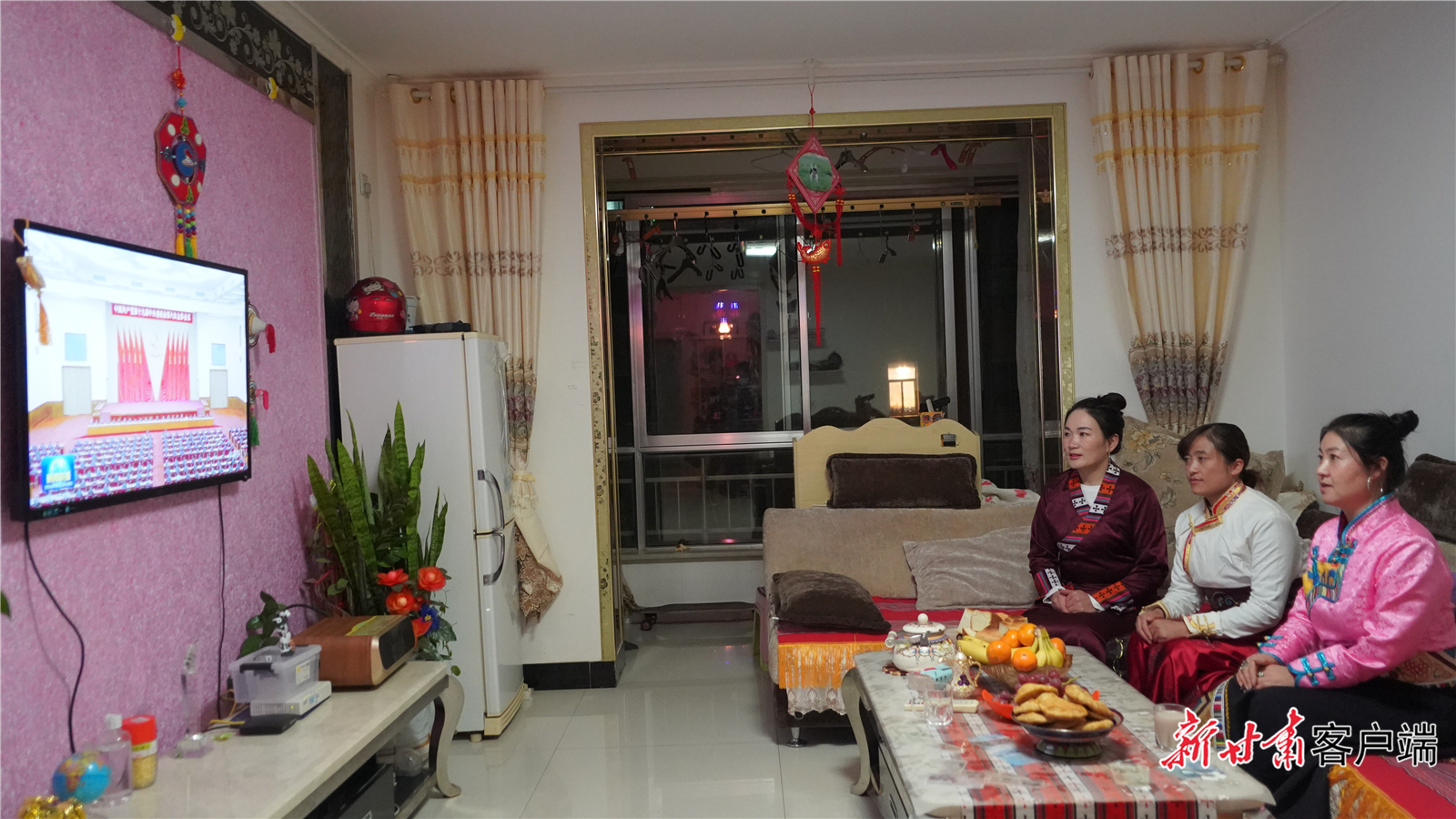 从百年*党**史中汲取奋进力量意气风发迈进新时代新征程——甘肃省干部群众热议*党**的十九届六中全会精神