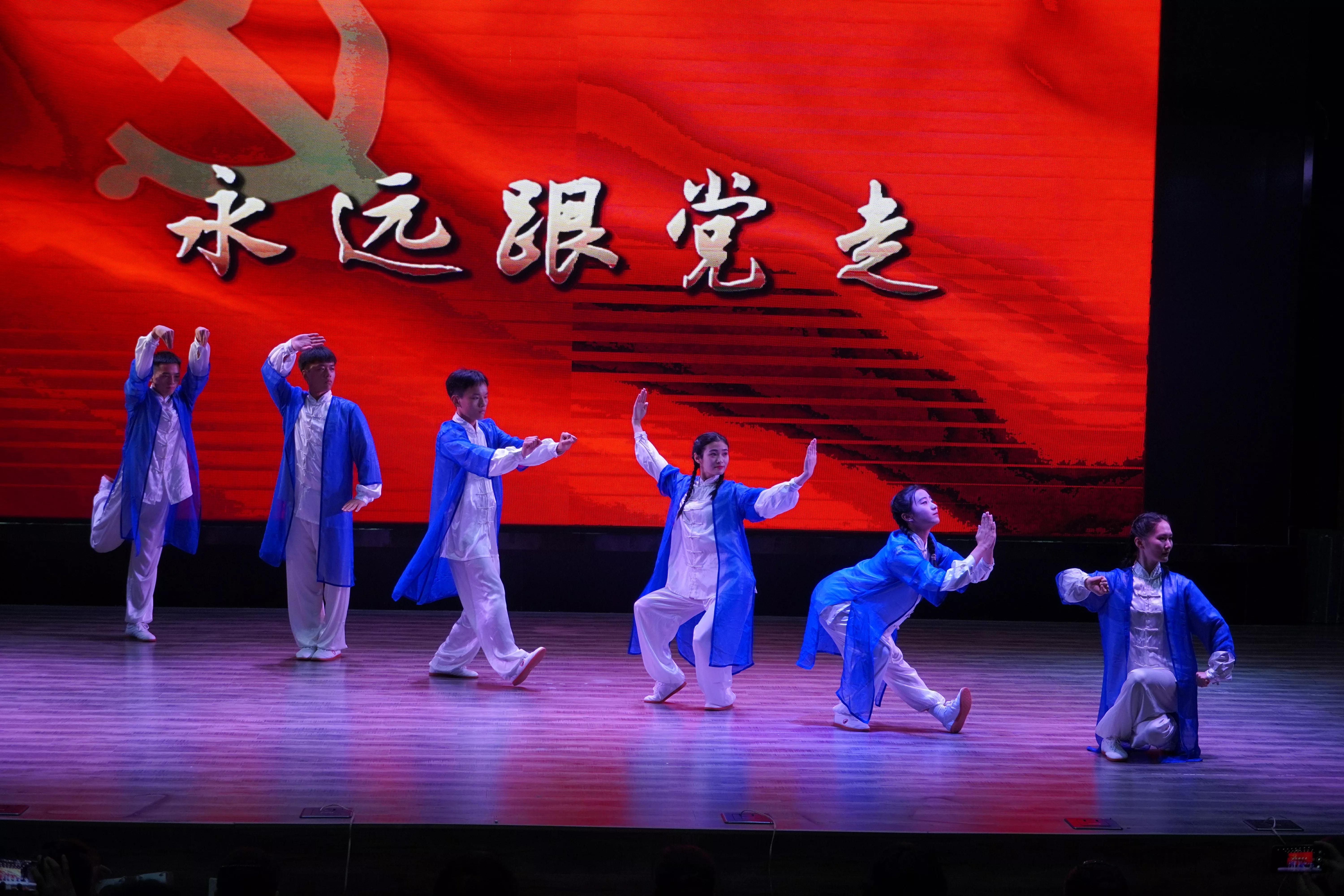 热潮涌动健身气功——洛阳市第十四届运动会健身气功比赛侧记掠影