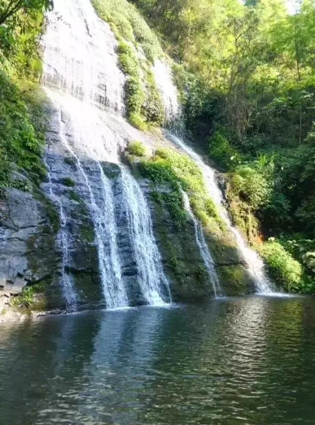 柳州到九寨沟自驾游攻略路线图,从广西柳州去九寨沟路过哪些景区