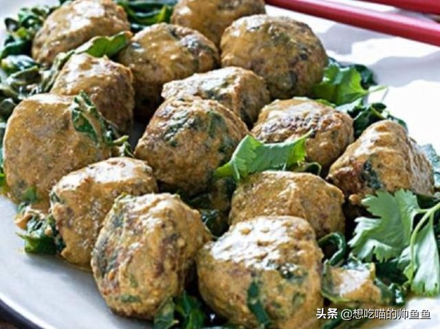 盘锦地摊美食攻略,盘锦美食探店大公鸡