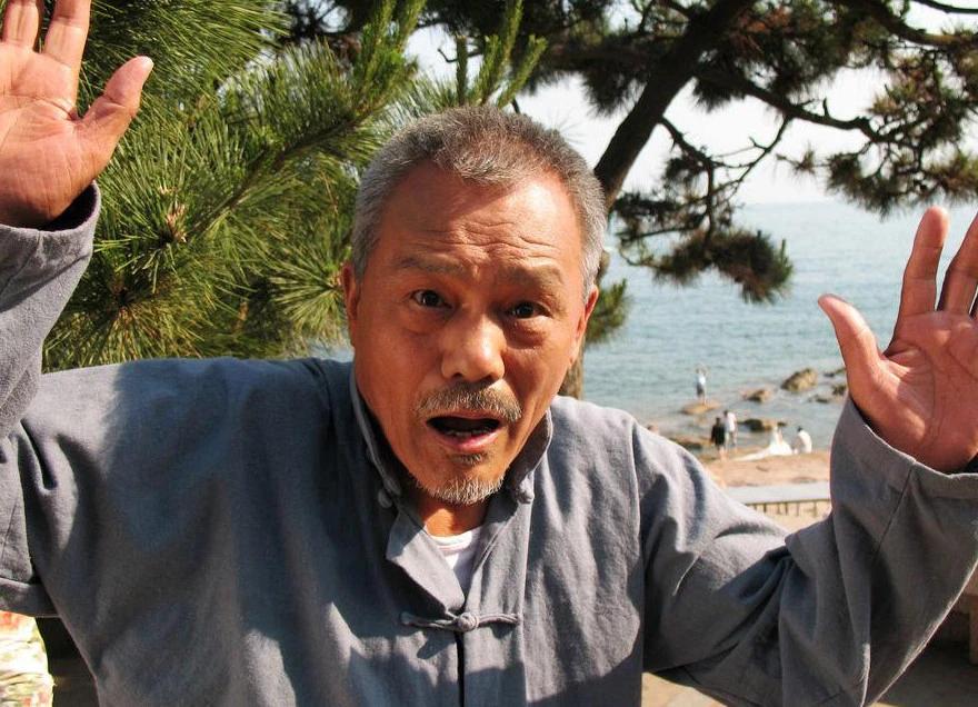 廉吏于成龙李万年版免费观看,一代廉吏于成龙个人简历