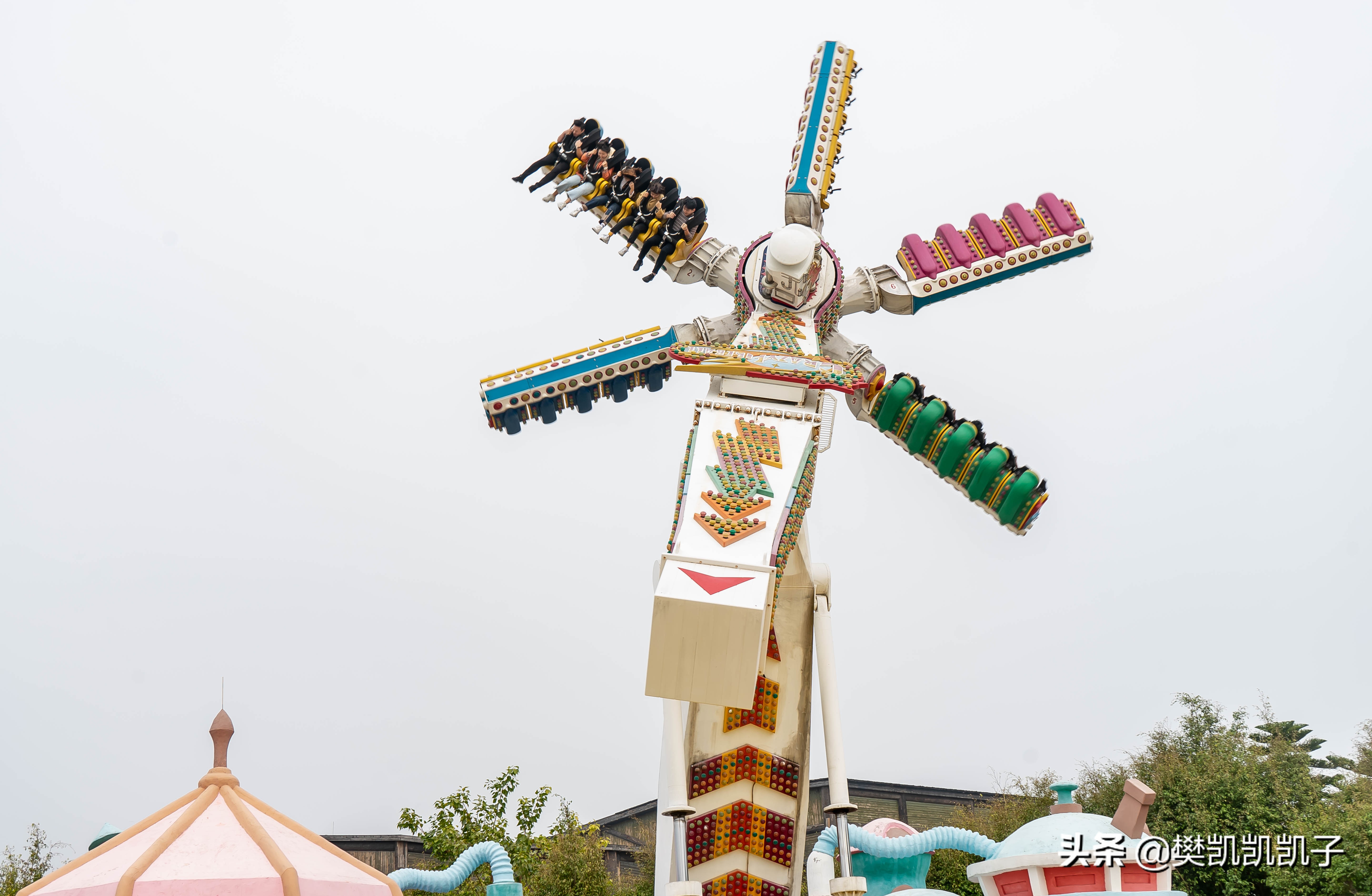 厦门方特冰雪世界人工降雪,厦门方特冰雪节旅游攻略