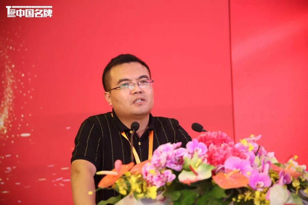 雅迪售后服务展示,雅迪祝贺词