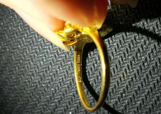 现在黄金如何辨别真假呢,黄金钢印怎么辨别真假