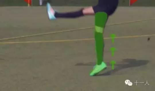 外脚背夸雷斯马射门教学,年轻时候夸雷斯马外脚背射门